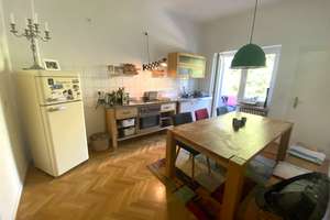 🏡 Charmante 2,5-Zimmer-Altbauwohnung mit Balkon & Echtholzboden ✨ – Feuerbachstraße 17, 44795 Weitmar-Mitte, Bochum – Vorschaubild 3