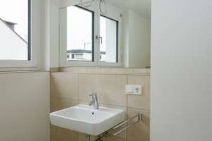 Helle moderne Wohnung mit großer Terrasse ** KfW 55 ** – Die vollständige Adresse der Immobilie erhältst du vom Anbieter., 51147 Wahnheide, Köln – Vorschaubild 13