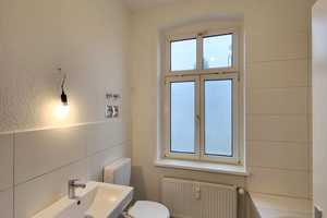 Geschmackvolle und geräumige 3-Raumwohnung + große Wohnküche + Parkplatzanmiet. mögl. + EBK-Option! – Alt Salbke 69, 39112 Magdeburg – Vorschaubild 3