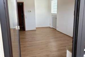1-Zimmerwohnung in bester Lage mit Loggia – Fichtestraße 6, 97074 Frauenland, Würzburg – Vorschaubild 2