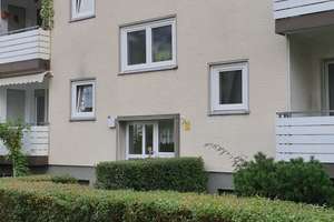 Schöne Wohnung sucht Mieter: renovierte 3,5-Zimmer-Wohnung – Terwestenweg III 7, 45327 Katernberg, Essen – Vorschaubild 1