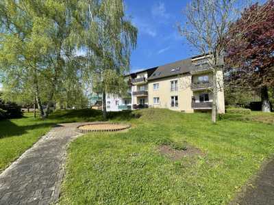 Landleben tut gut und ist günstig! Geräumige, moderne 2-Raum-Wohnung mit Balkon