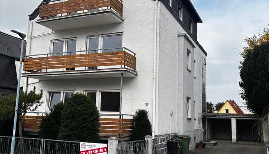 Bild von Ab sofort für Sie verfügbar! Drei-Familienhaus in Feldrandlage, mit Melibokus-Blick & großem Garten