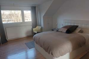 Helle 2-Zimmer Dachgeschosswohnung  mit grosser sonniger Terrasse in Düsseltal