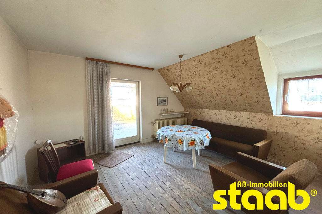 Immobilie in Mainaschaff - SANIERUNGSBEDÜRFTIGES 1-2 FAMILIENHAUS MIT TERRASSE, GARTEN UND GARAGE IN SEHR GUTER LAGE VON  - Bild 7