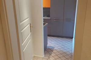EG-3R-Whg Gäste-WC Wanne Dusche Stellplatz Balkon! – Corinthstraße 5, 1219 Leubnitz-Neuostra, Dresden – Vorschaubild 9