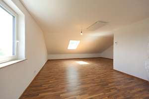 Familienfreundlich mit viel Platz in toller Lage. – Fichtenstraße 34, 89275 Elchingen – Vorschaubild 20
