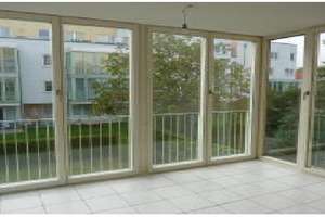 Wohlfühlwohnung mit Wintergarten, Garten, EBK, Tiefgarage – Parksiedlung Spruch 3 bis 137, 12349 Buckow, Berlin – Vorschaubild 3