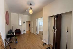 Großzügige  3-Zimmerwohnung mit Einbauküche in Schmargendorf