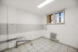 3-Zimmer-Wohnung in Freiburg-Betzenhausen: Balkon, Tiefgaragenplatz, Parkett & Stadtbahn vor der Tür – 79114 Alt-Betzenhausen, Freiburg im Breisgau – Vorschaubild 18