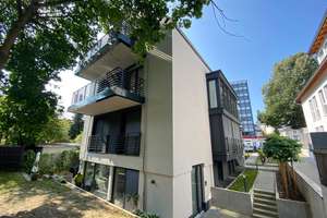 Elegant, high-quality, flooded with light! Sophisticated 2 room Apartment!