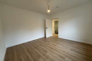 ERSTBEZUG Sanierte 4-Zimmer Wohnung in schöner Lage – Jungferntalstr. 122, 44369 Jungferntal-Rahm, Dortmund – Vorschaubild 2