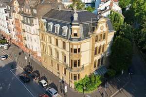 Exklusives Altbau-Juwel in der Belle Étage – Direkt am Museumsufer – 60594 Sachsenhausen-Nord, Frankfurt am Main – Vorschaubild 1