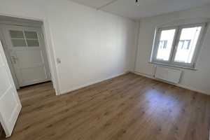 Genau das Richtige! Renovierte 2-Zimmer-Wohnung! – Elisenstraße 11, 39122 Magdeburg – Vorschaubild 3
