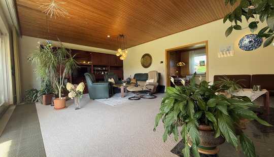 Bild von ***Wohnen auf einer Ebene - ebenerdiger Bungalow mit liebevoll angelegtem Garten***
