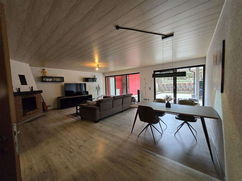 Immobilie in Weilerswist - Sehr schönes, ruhiges Mehrfamilienhaus mit vier Wohneinheiten - Bild 3