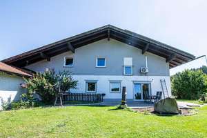 Weitläufiges Grundstück, Wohnhaus mit vielseitigen Hallen, Scheunen und PV-Power – Die vollständige Adresse der Immobilie erhältst du vom Anbieter., 93473 Arnschwang – Vorschaubild 9