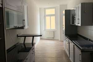 Großzügige 4-Zimmer mit Laminat, EBK und Wannenbad in guter Lage – Zwickauer Straße 408, 9117 Siegmar, Chemnitz – Vorschaubild 3
