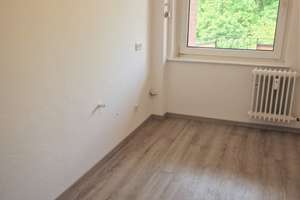 Helle 3 Zimmer Wohnung als solide Kapitalanlage – Die vollständige Adresse der Immobilie erhältst du vom Anbieter., 22523 Eidelstedt, Hamburg – Vorschaubild 10