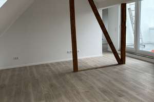 Erstbezug nach Sanierung – Moderne Dachgeschosswohnung mit Loggia in Toplage von Oberhausen  – Keltenstraße 21, 46045 Styrum, Oberhausen – Vorschaubild 15