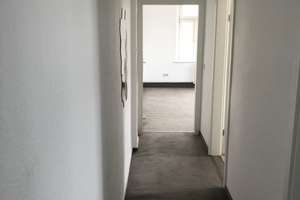 Sehr schöne helle 1-Raumwohnung mit schönem Bad und neuem Laminatfußboden !!! – 1259 Großzschachwitz, Dresden – Vorschaubild 4