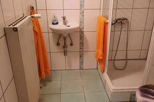IMMOKONZEPT-NIEDERRHEIN:  2 Familienhaus -- oben vermietet -- großer Garten -- überlange Garage..... – Saalhoffer Str. 69a, 47495 Rheinberg – Vorschaubild 33