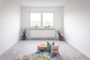 Geräumige 5-Raum-Wohnung mit Badewanne