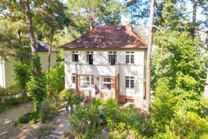 Charmantes Einfamilienhaus in Grunewald: 6 Zimmer, großer Garten und Garage direkt am Roseneck – 14193 Grunewald, Berlin – Vorschaubild 18