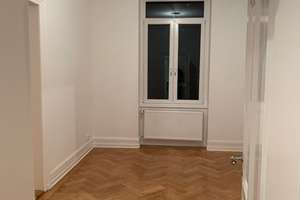 Stilvoll sanierter Altbau mit Wohnküche und Balkon in gefragter Sachsenhäuser Lage  – Bruchstraße 10, 60594 Sachsenhausen-Nord, Frankfurt am Main – Vorschaubild 4