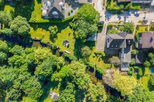 Schwentine pur. 
Villa auf großem Grundstück mit 90 Metern Ufergrenze – Die vollständige Adresse der Immobilie erhältst du vom Anbieter., 23714 Malente – Vorschaubild 4
