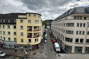 WG-Zimmer in einer Mädels-WG in der Siegener Innenstadt – Fürst-Johann-Moritz-Straße 3, 57072 Siegen, Siegen – Vorschaubild 1