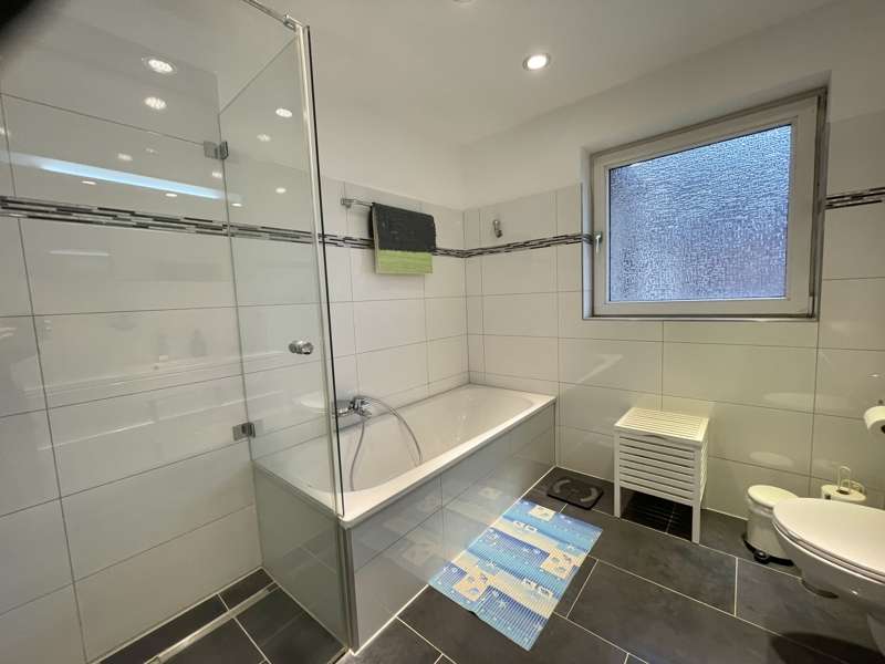 Immobilie in Barnitz - Einfamilienhaus mit Einliegerwohnung und großer Dachterrasse mit Blick auf die Trave        ( A3202) - Bild 13