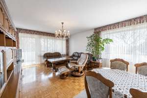 AIGNER - Großzügige 4-Zimmer-Wohnung mit zwei Balkonen und Gestaltungsmöglichkeit – Die vollständige Adresse der Immobilie erhältst du vom Anbieter., 80997 Allach, München – Vorschaubild 8