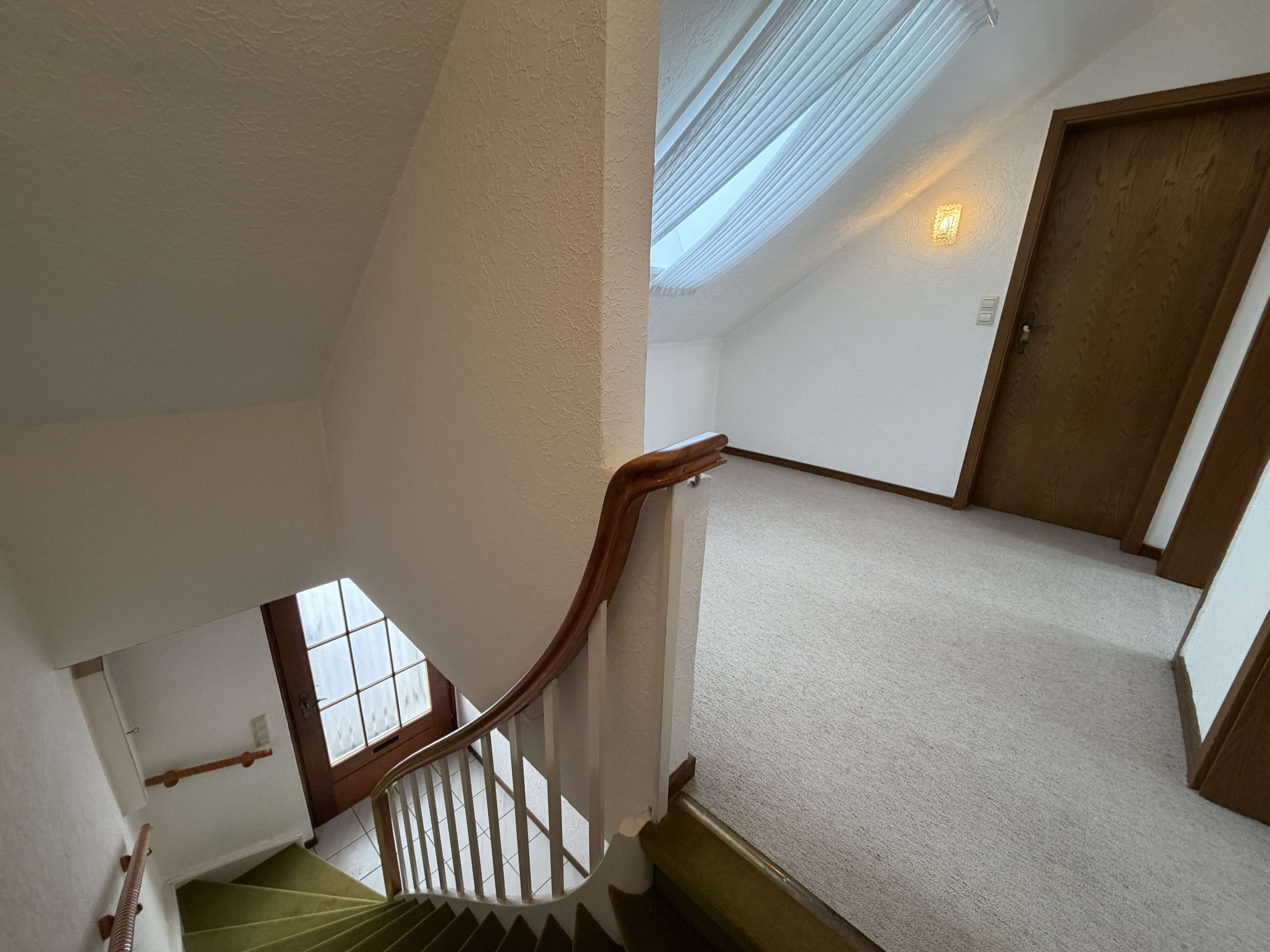 Immobilie in Bad Gandersheim - Gemütliches Reihenendhaus mit neuer Gas-Zentralheizung und Garage in Bad Gandersheim - Bild 3