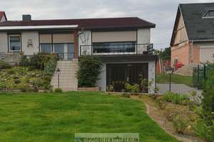 1–2 Familien-/Mehrgenerationen-Haus inklusive Einliegerwohnung im Anbau, Einzelgarage, Gartenanlage