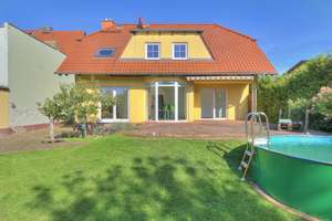 Sonniges Familienhaus in Werder (Havel) – Südterrasse, Büro-Untergeschoss & Technik-Komfort – Die vollständige Adresse der Immobilie erhältst du vom Anbieter., 14542 Werder (Havel) – Vorschaubild 2