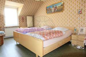 Frankfurt Heddernheim! Zweifamilienhaus mit Garage und Nebengebäude. – Die vollständige Adresse der Immobilie erhältst du vom Anbieter., 60439 Niederursel, Frankfurt am Main – Vorschaubild 5