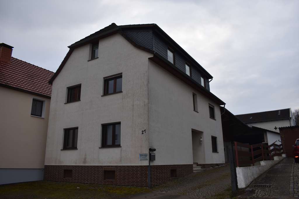 Immobilie in Rüdershausen - Umfangreiche Hofstelle mit Wohnhaus priv./gewerbl. in jeder Hinsicht nutzbar - Bild 0