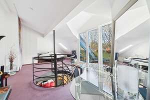 Schöne Maisonette-Dachgeschosswohnung in einem kleinen Mehrfamilienhaus mit nur 6 Einheiten in Solln – Die vollständige Adresse der Immobilie erhältst du vom Anbieter., 81479 Solln, München – Vorschaubild 19