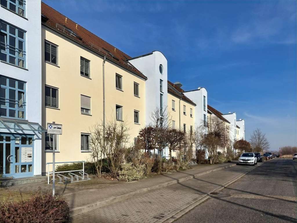 Immobilie in Schkeuditz - 3-Raum-Wohnung | Tageslichtbad | Abstellraum | Tiefgarage - Bild 1