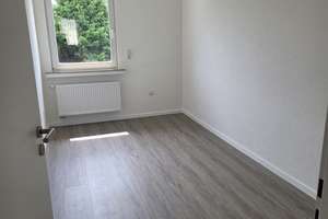 Exclusives Reihenmittelhaus in Hagen-Emst – Die vollständige Adresse der Immobilie erhältst du vom Anbieter., 58093 Emst, Hagen – Vorschaubild 13