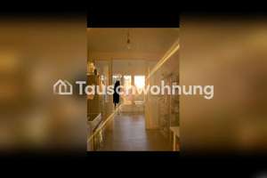 Tauschwohnung: Lichtdurchflutete großzügige Wohnung am Kanal