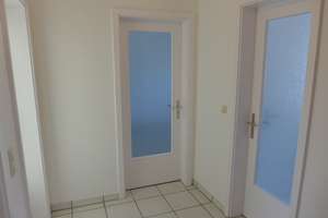 Gepflegte  2-Raum-Wohnung mit Einbauküche und Gartennutzung – Nünningstraße 30, 45141 Frillendorf, Essen – Vorschaubild 4