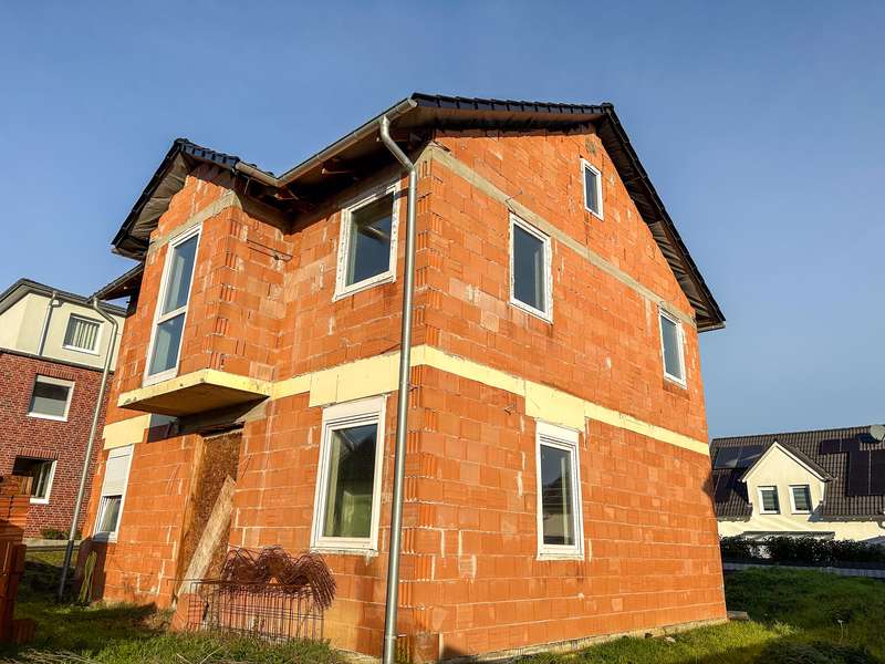 Rohbau zur Fertigstellung im Baugebiet "Gartenstadt Marl"