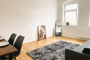 EIN „LIEBLINGSSTÜCK“: Wohnen zwischen Boxhagener Platz und Spree – Die vollständige Adresse der Immobilie erhältst du vom Anbieter., 10245 Friedrichshain, Berlin – Vorschaubild 1