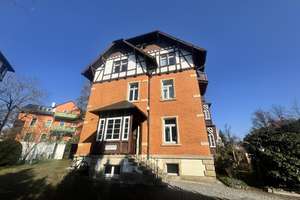 3- Zimmer Wohnung + 2 Balkons + Kamin in bester Lage von Dresden- Weißer Hirsch