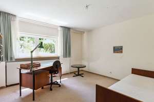 Traumhafter Ausblick! Bungalow mit Einliegerwohnung in erstklassiger Lage von Erlangen-Sieglitzhof – Die vollständige Adresse der Immobilie erhältst du vom Anbieter., 91054 Sieglitzhof, Erlangen – Vorschaubild 12