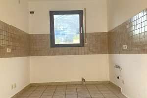 Charmantes Reiheneckhaus mit Stellplatz und Garage im beliebten Büchenbronn – Die vollständige Adresse der Immobilie erhältst du vom Anbieter., 75180 Büchenbronn, Pforzheim – Vorschaubild 5