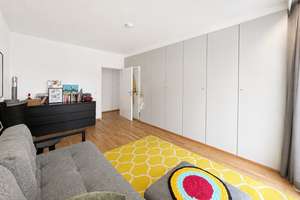 Blick auf die Rheinauen: 3-Zimmer-Wohnung mit Terrasse und TG-Stellplatz in Düsseldorf Kaiserswerth – Die vollständige Adresse der Immobilie erhältst du vom Anbieter., 40489 Kaiserswerth, Düsseldorf – Vorschaubild 10