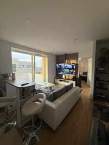 Alltagstaugliche 2-Zimmer-Wohnung in Hamburg Altona-Nord, BESCHREIBUNG LESEN